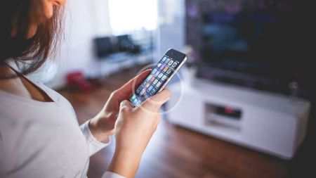 România se confruntă cu un val de fraude online: atacurile cibernetice cresc pe fondul cumpărăturilor digitale