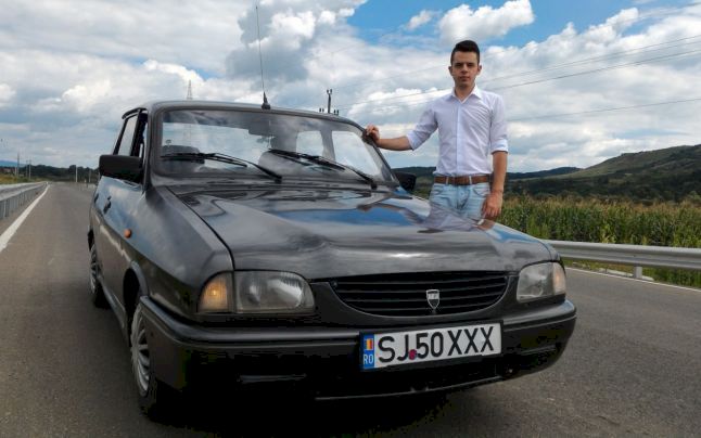 Genial la 21 de ani! Românul care a inventat Dacia care pornește prin SMS