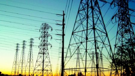 O să rămâneți cu buzunarele goale! Facturile vor sări în aer: Creșteri enorme de prețuri
