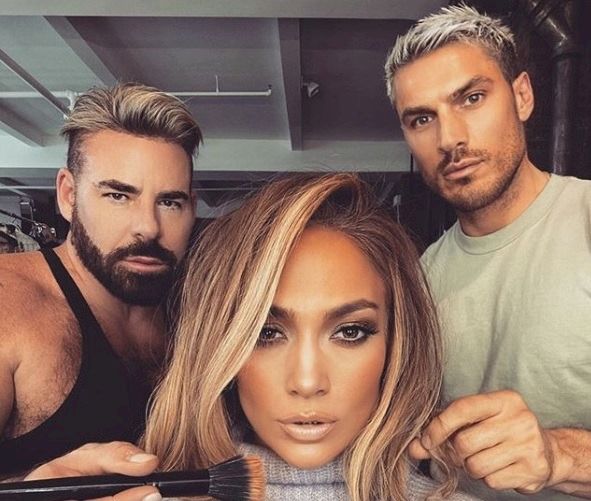 Dermatologul lui Jennifer Lopez spune adevărul! Trucul la care apelează vedeta pentru un ten perfect! Oricine îl poate folosi