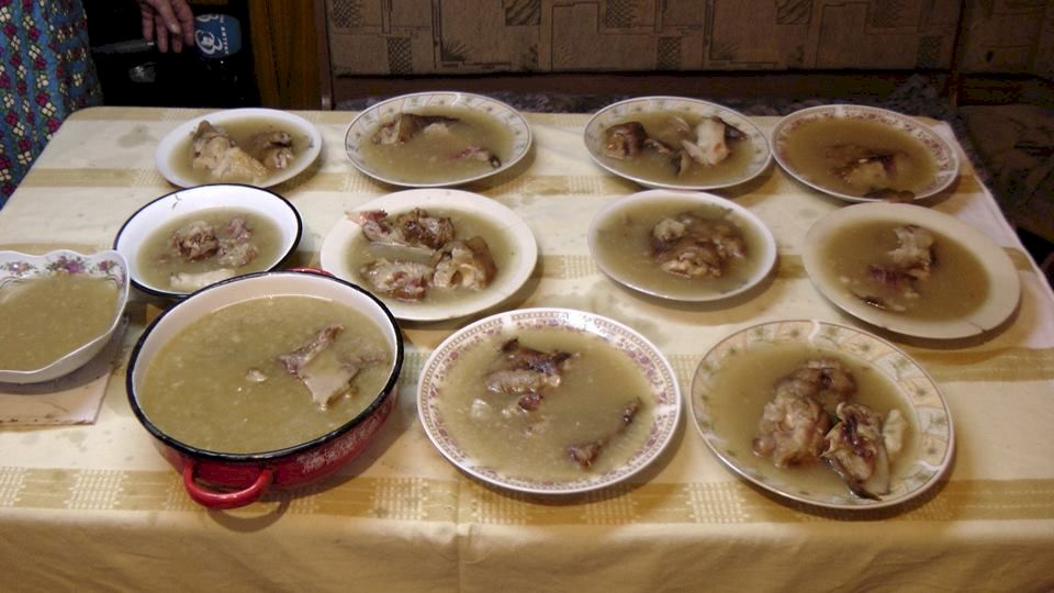 Cât de sănătoasă este piftia/răcitura? Nutriționiștii spun adevărul