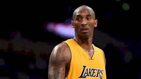 Kobe Bryant a murit la 41 de ani împreună cu încă cel puțin 4 persoane. Detalii înspăimântătoare