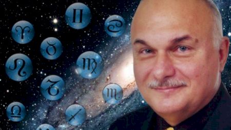 Nu vă uitați spre lună în seara aceasta! Astrologii avertizează: ce rău vă puteți face singuri