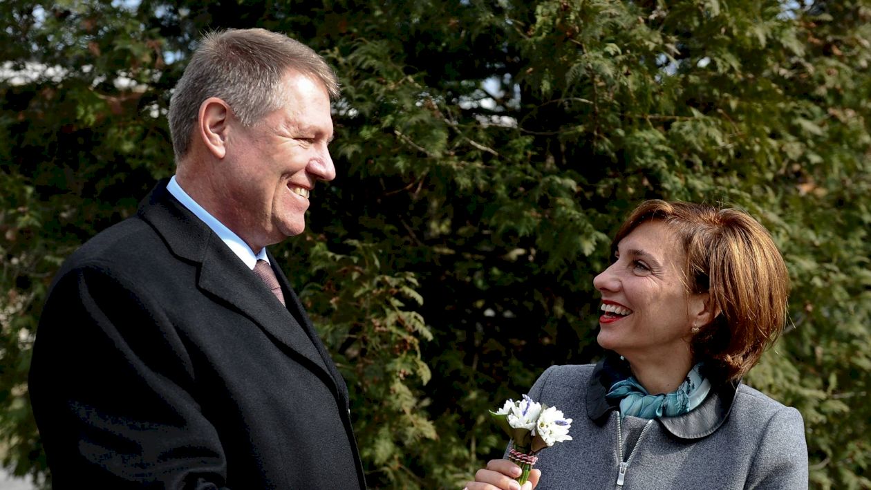 Adevărul despre Carmen Iohannis! Ce a făcut în copilărie Prima Doamnă