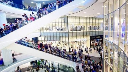 Mall-urile încep să se închidă! S-au luat deja primele măsuri