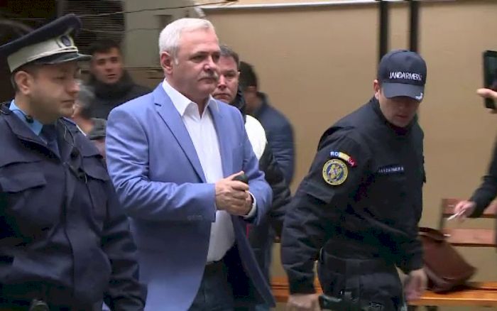 Umilință maximă! Ce meniu jenant are Liviu Dragnea de Paşte! Costă mai puțin de 2 euro și nu are voie la pachete de acasă