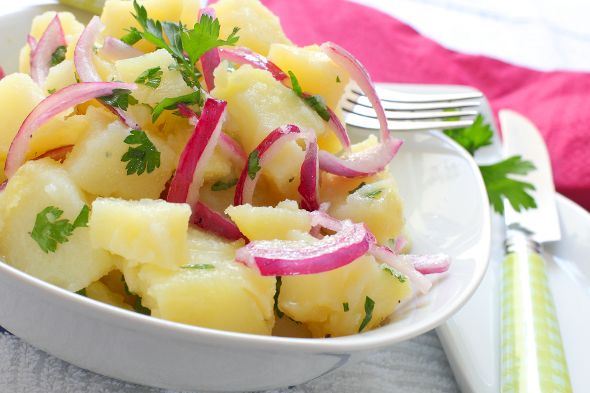 Adevărul despre salata orientală! Nimeni nu știa asta. Ce provoacă în stomac