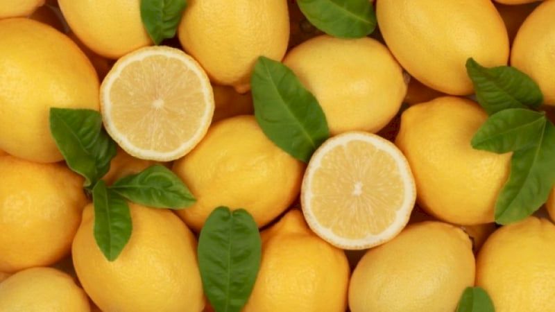 Pericolul din lămâi! Mare grijă când le folosiți de Sărbători!
