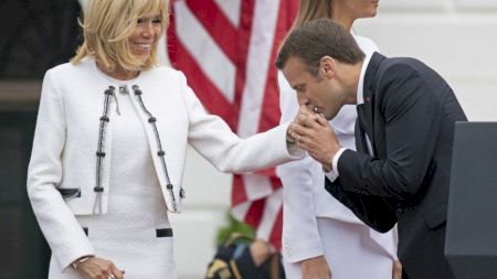 Neașteptat! Cum arată și cu ce se ocupă cele două fiice ale lui Brigitte Macron. Una este mai în vârstă ca președintele Franței