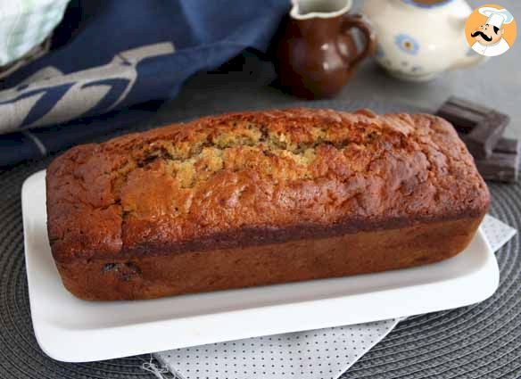 Chec delicios cu banane și ciocolată! Se prepară foarte ușor. Rețeta de la PetitChef