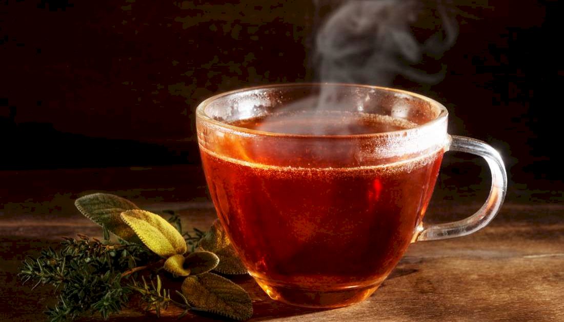 Ceaiul minune pentru ten! Cum prepari din el acasa lotiune tonica si crema
