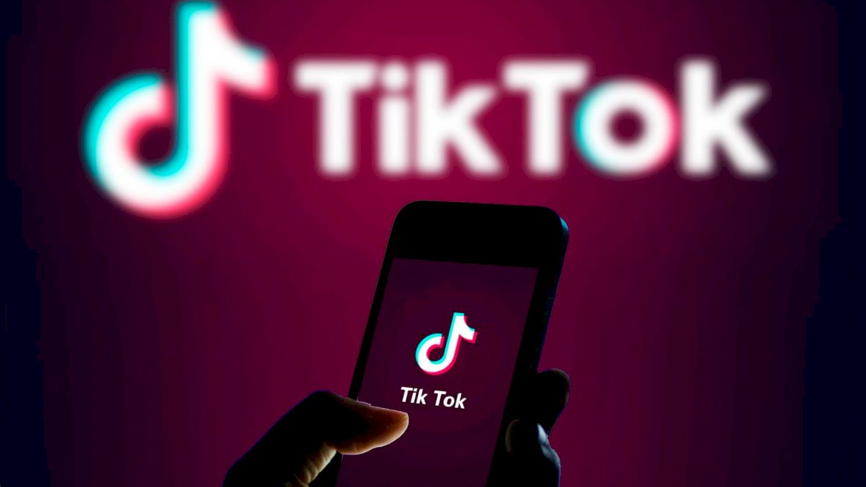 Mare atenție la ce postați pe Tik Tok: Cinci tinere au fost condamnate la închisoare