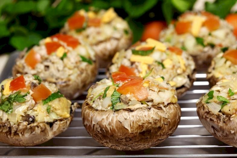 Rețetă: Cel mai delicios aperitiv! Ciuperci umplute la cuptor. Iată rețeta simplă dezvăluită de marii bucătari francezi