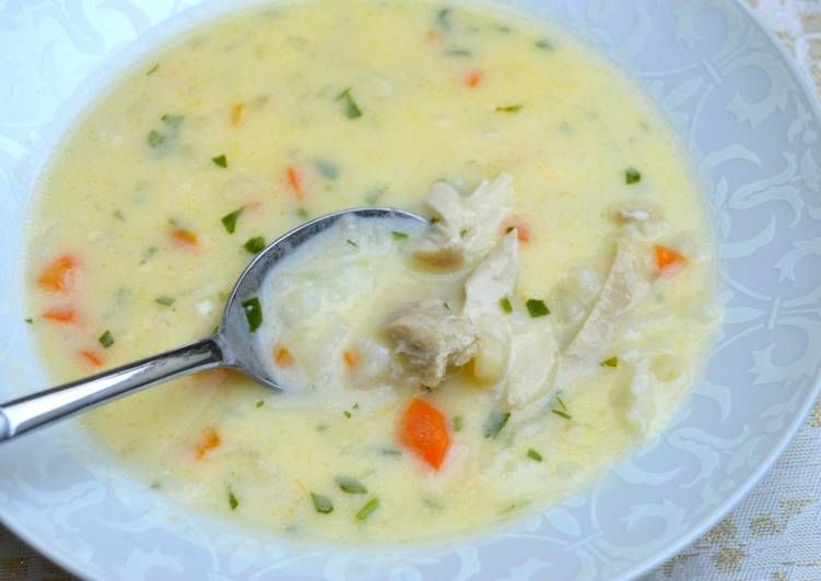 Rețetă: Cea mai delicioasă ciorbă de pui a la grec: Rețetă rapidă și extrem de gustoasă