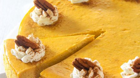 Cheesecake cu dovleac. Cea mai simplă rețetă. Nu e nevoie de coacere și e gata în câteva minute