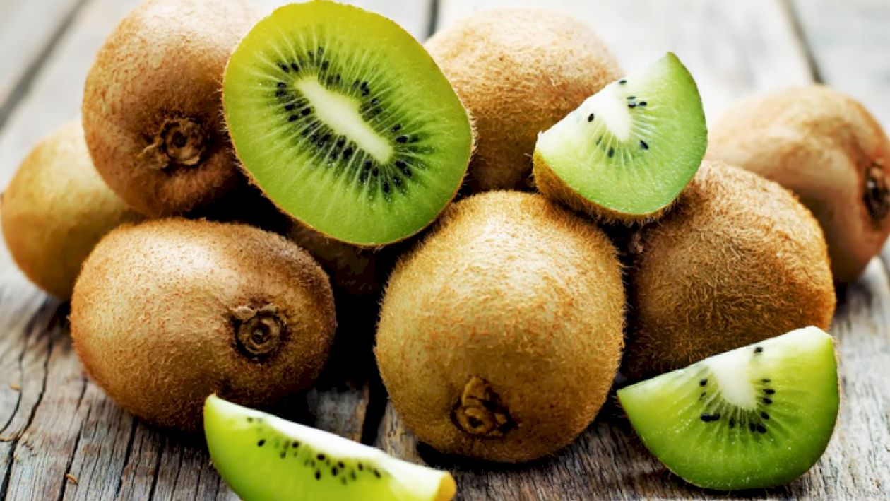De ce este bine să mănânci kiwi? Ce vitamine conține acest fruct delicios și ce beneficii are. Când este contraindicat