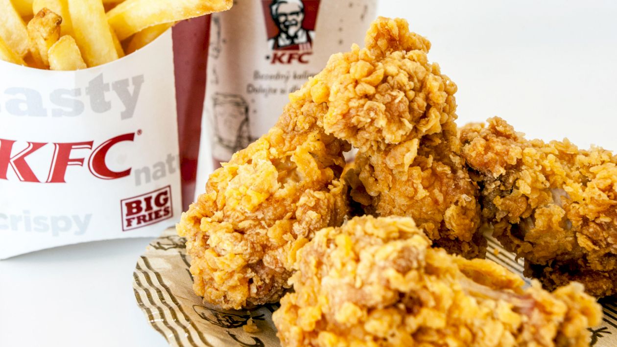 Ce fel de carne folosesc cei de la KFC pentru preparatele lor? Ce condimentate folosesc apoi și de unde sunt achiziționate