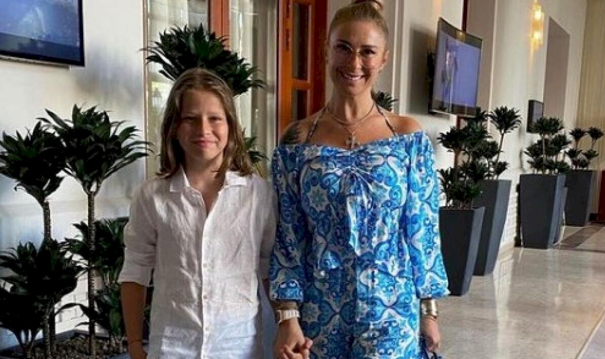 Reghe Junior rupe tăcerea. Ce i-a transmis fiul cel mic lui Laurențiu Reghecamf, după ce a aflat că tatăl său a petrecut în Grecia cu o escortă