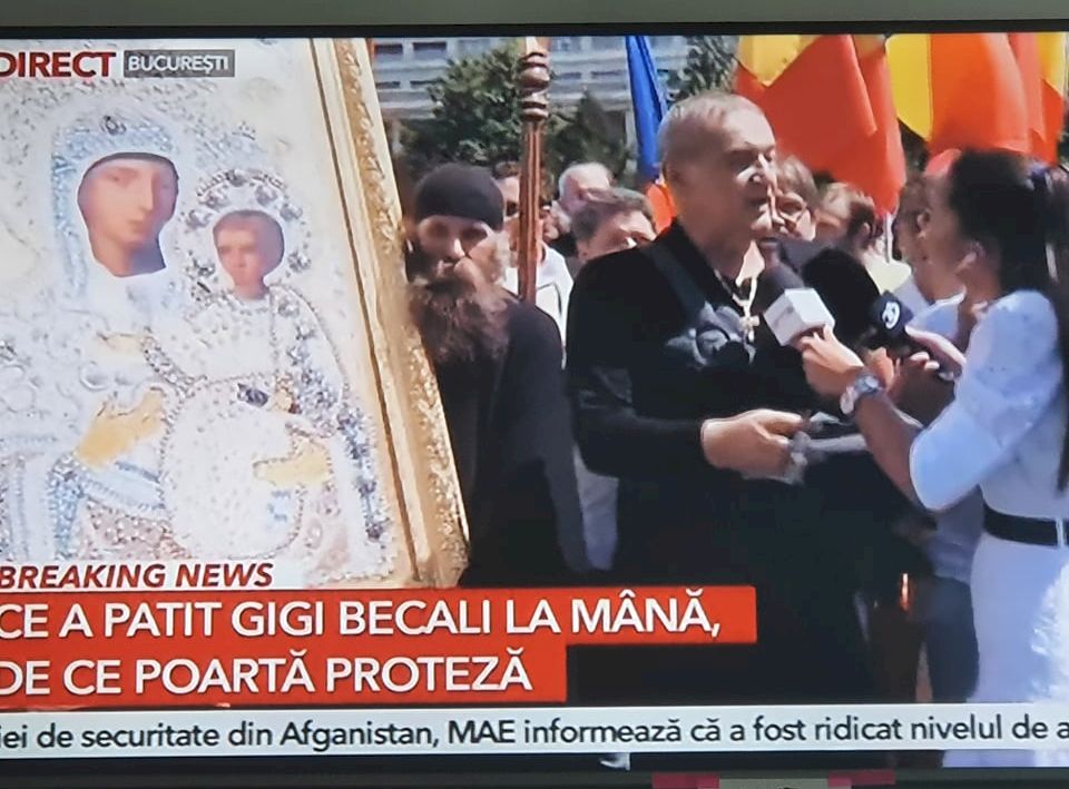 Gigi Becali a ieșit în stradă după ce a suferit o operație complicată. Vrea să curețe strada de demoni după parada LGBT