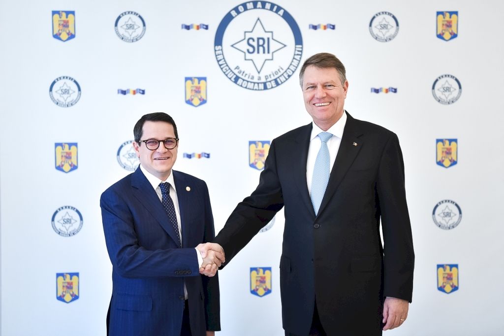 Fără precedent! Umilință istorică la adresa lui Eduard Hellvig, șeful SRI. Acuzații grave și la adresa lui Klaus Iohannis