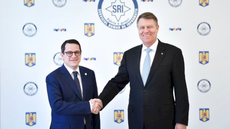 Fără precedent! Umilință istorică la adresa lui Eduard Hellvig, șeful SRI. Acuzații grave și la adresa lui Klaus Iohannis