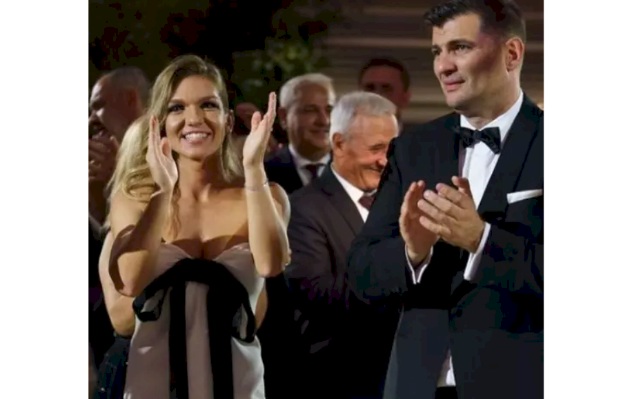 Cine a creat superba rochie purtată de Simona Halep la petrecerea sa de cununie și cât a costat