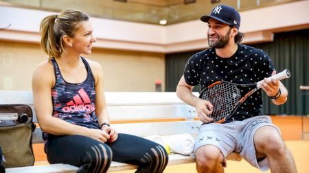 Motivul jenant pentru care Simona Halep NU l-a vrut deloc pe Smiley la nunta sa. Toni Iuruc a insistat! Iubitul Ginei Pistol nu a fost invitat nici măcar să-i cânte
