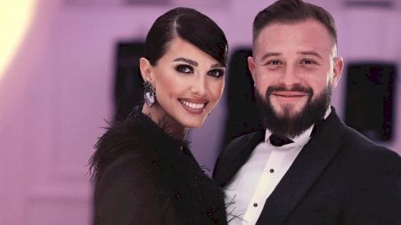 Ce diferență imensă de vârstă este între Ilinca Vandici și soțul său, Andrei Neacșu. Ea este mai mare decât el, dar puțini știu asta
