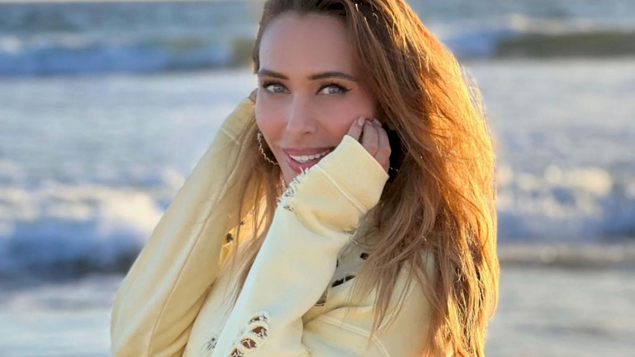 Bărbatul celebru care s-a iubit în secret cu Iulia Vântur. Nu e Marius Moga! Au avut o relație intensă. Soția lui a aflat în direct