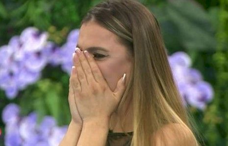 Vedeta controversată dată definitiv afară de la Kanal D! Andreea Mantea a avut ultimul cuvânt. Decizia este finală și s-a lăsat cu multe lacrimi