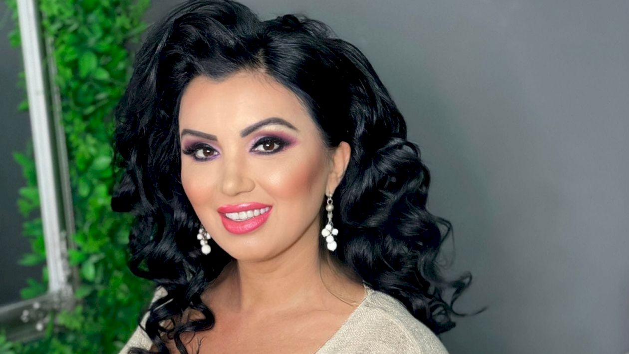 Surpriza anului! Cine este de fapt noul iubit al celebrei Adriana Bahmuțeanu? Nimeni nu și-ar fi imaginat așa ceva