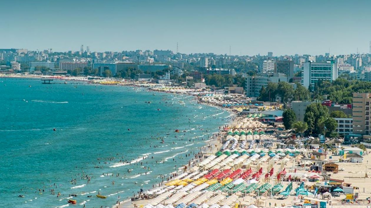 Ediția a programului „Litoralul pentru toți” începe la 1 septembrie. Staţiunea în care te poţi caza cu 70 de lei pe noapte, la hotel
