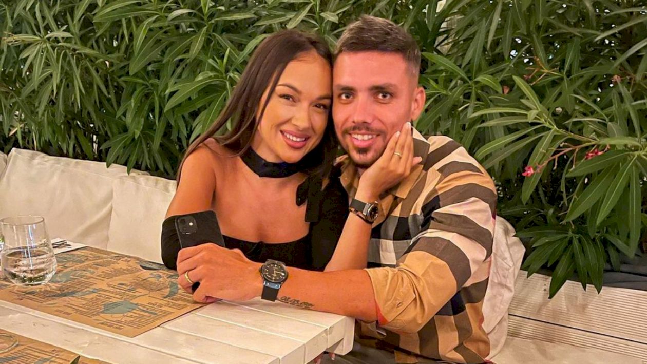 Vlăduța Lupău a divorțat de Adrian Rus cu câteva zile înainte să nască? Artista s-a decis să spună adevărul