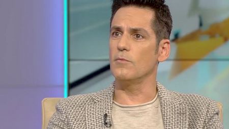 Ștefan Bănică se desparte de Lavinia Pîrva? A fost surprins în timp ce o săruta pătimaș pe Rona Hartner. Detalii intime au fost publicate