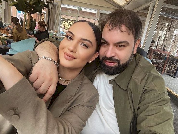 Fiica lui Florin Salam întreține regulat relații intime cu femei? Betty Salam a recunoscut totul. Divorțează deja de soțul său?