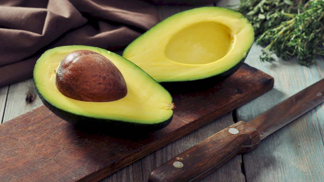 Ce conține avocado și ce culoare trebuie să aibă atunci când îl cumperi de la magazin ca să fie cu adevărat bun și sănătos