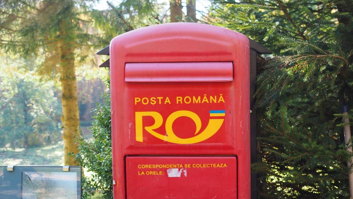 Poșta Română revoluționează plata. Poți depune bani cash direct pe card
