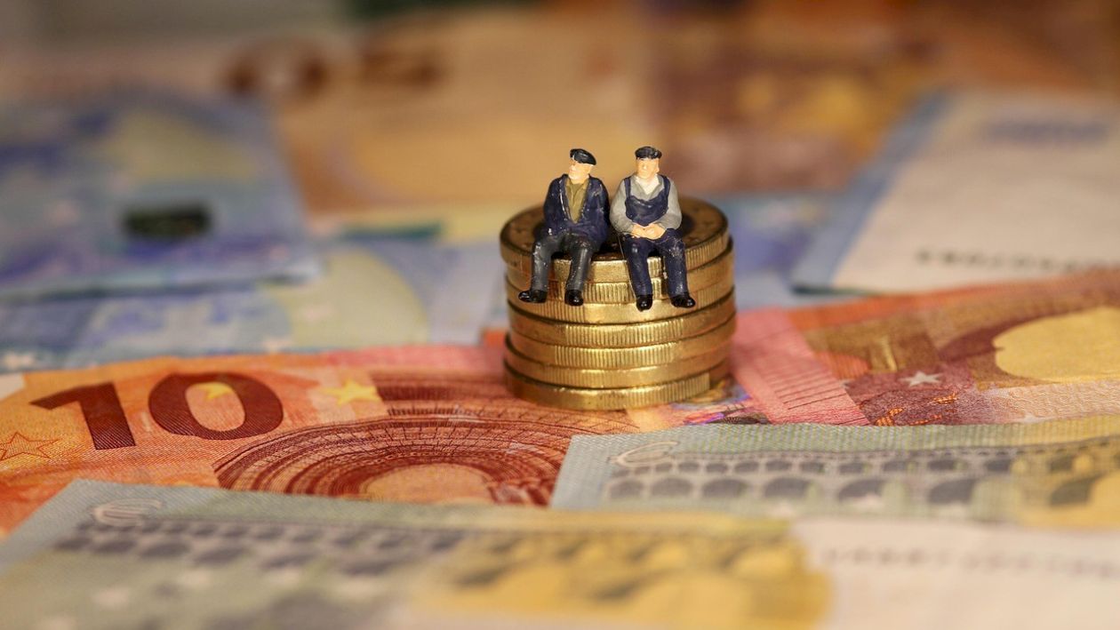 Perioadele recunoscute ca vechime în muncă de la 1 ianuarie 2026. Cu cât ar urma să crească pensiile celor care le au