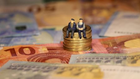 Perioadele recunoscute ca vechime în muncă de la 1 ianuarie 2026. Cu cât ar urma să crească pensiile celor care le au