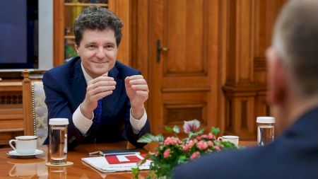 O nouă gafă incalificabilă făcută de Nicușor Dan! Nimeni nu a mai făcut vreodată așa ceva! I-ar putea aduce inclusiv suspendarea